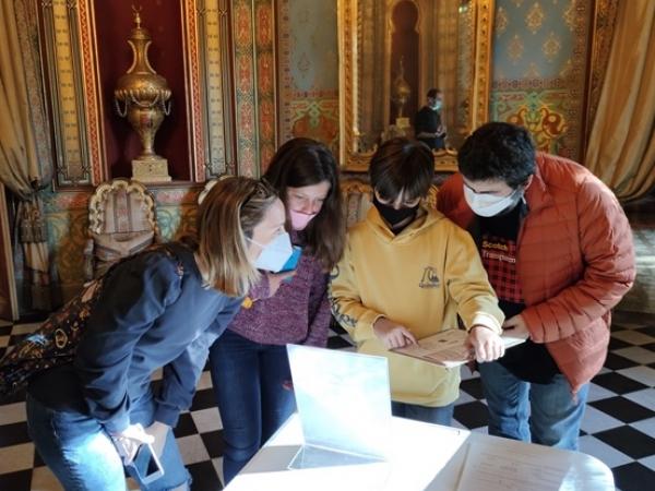 Crim al Palau Mercader. Un Cluedo a mida real