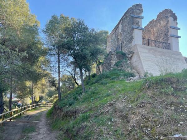 Visita al Castell de Voltrera i Balcó de Montserrat