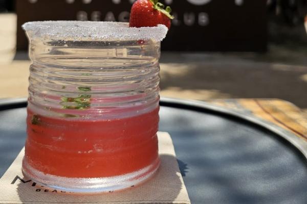   Neix Fruita Baix, una campanya que connecta el territori amb la taula a través de visites a pagès i còctels de fruita als restaurants Sabors de l’Horta