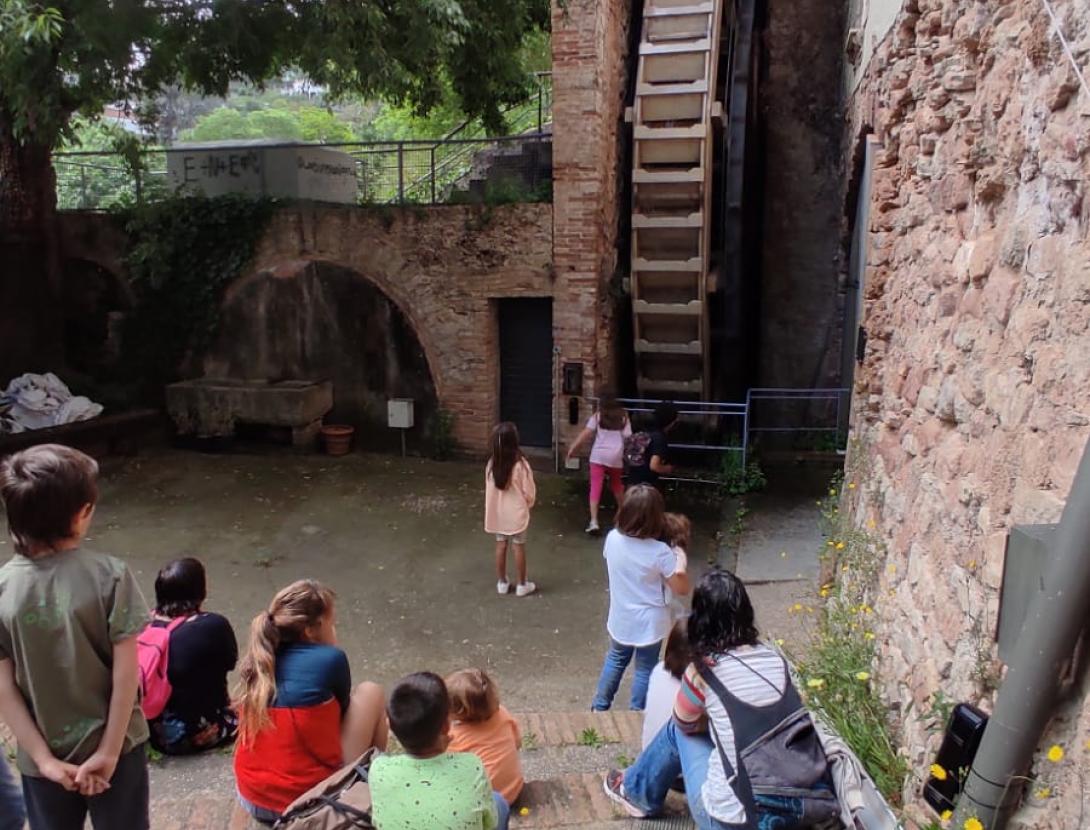 Taller Fem de Forners a la Masia Molí de Can Batlle