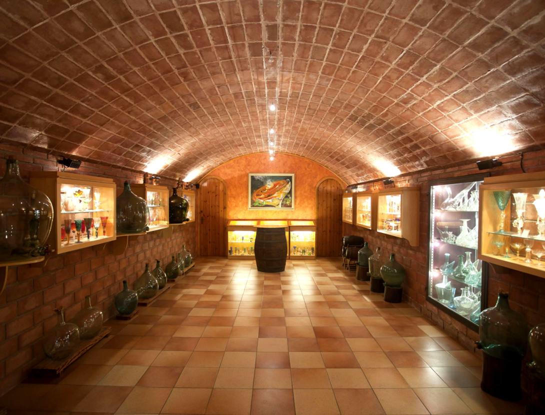 VISITA AL CELLER I MUSEU DEL VI RAMON CANALS AMB DEGUSTACIÓ