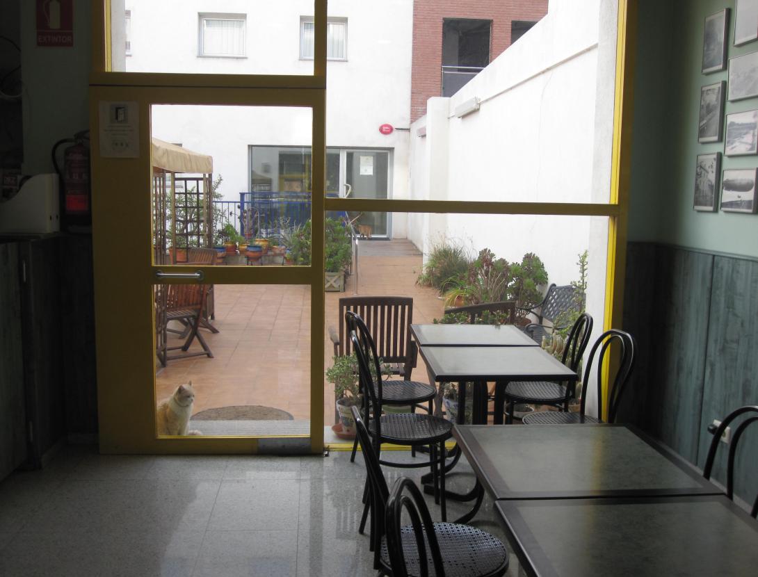 gat-cafeteria 2.JPG