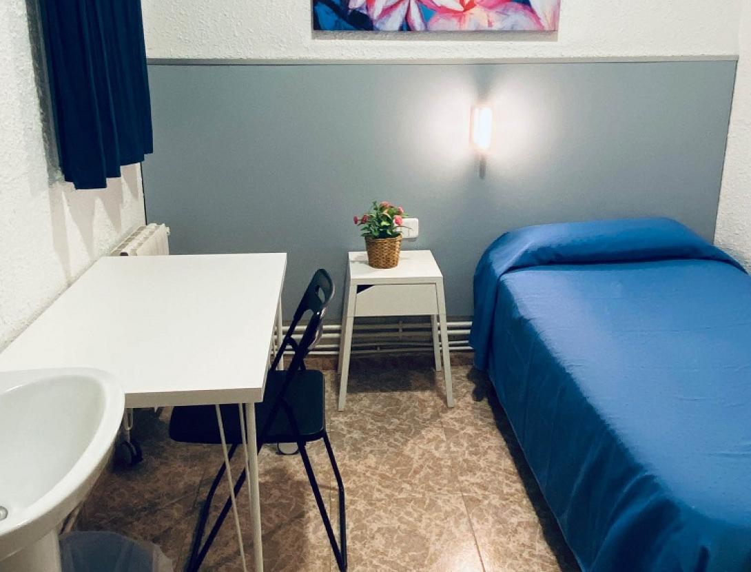 H 102 horizontal.jpg