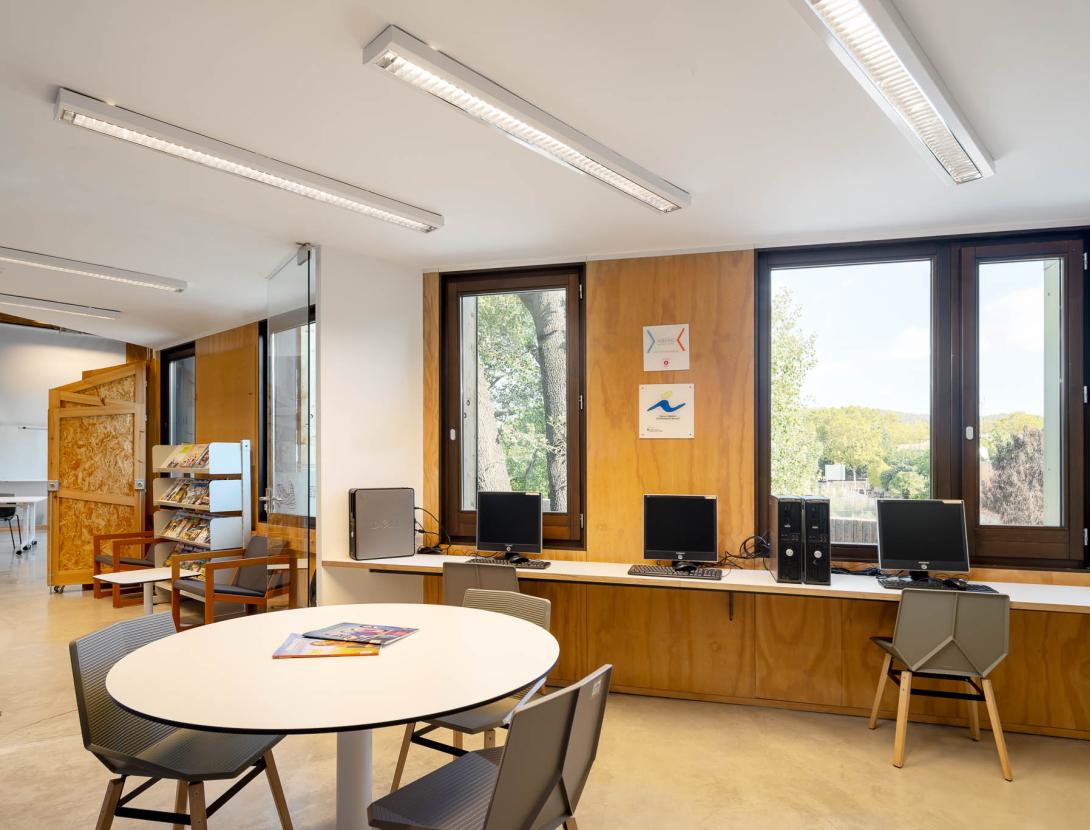 Centre Cívic el Roure 2