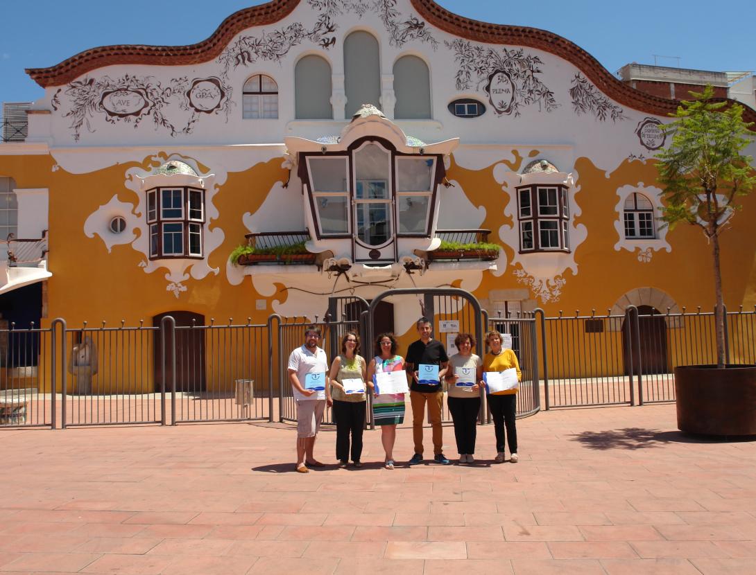 Centre Jujol Can Negre i Trencadis.JPG