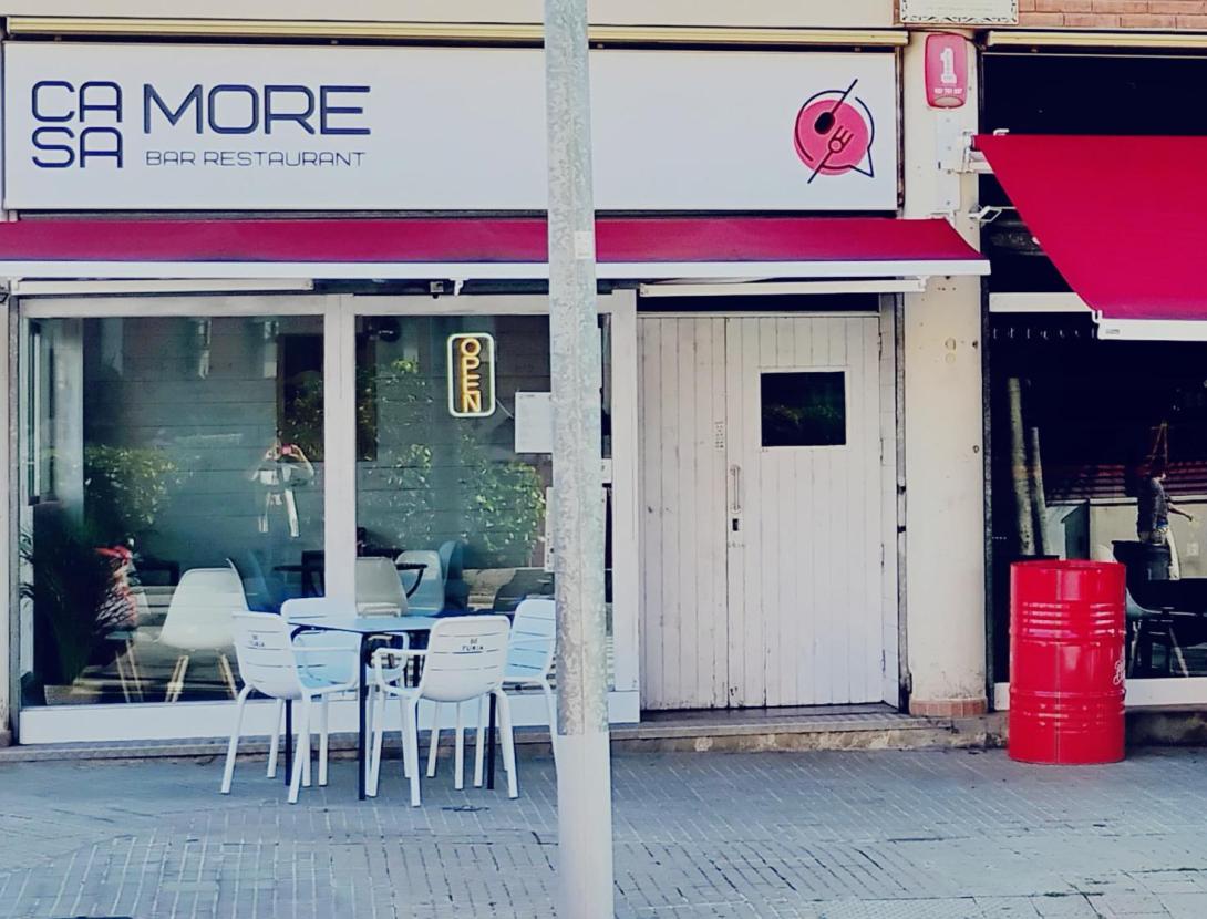 Casa More bar restaurant