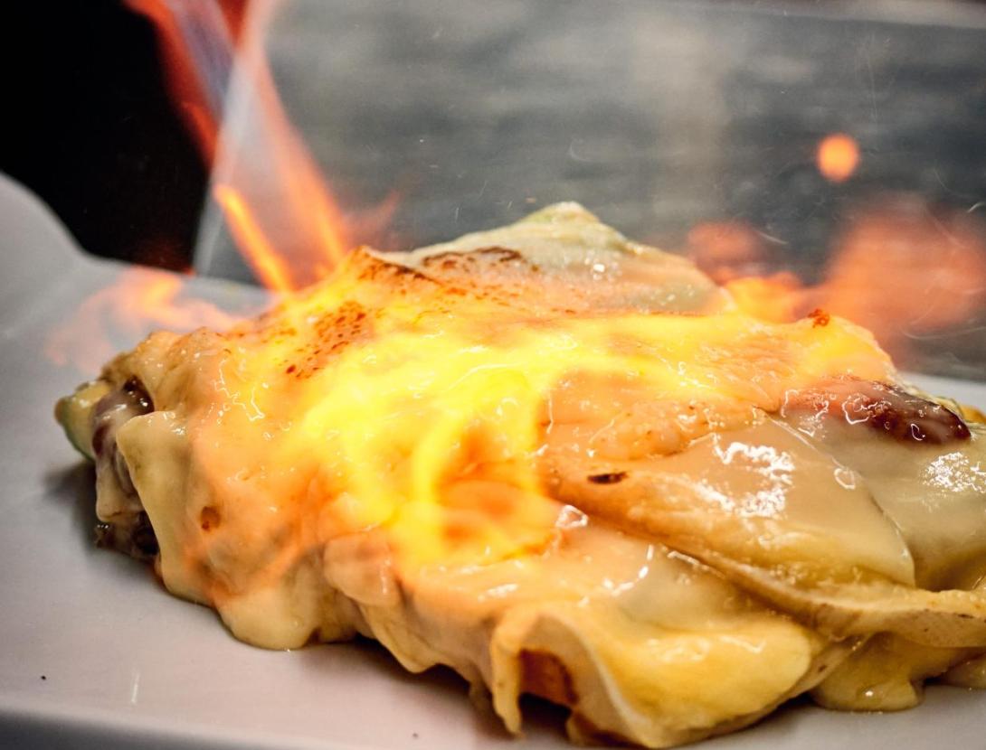 Tasta'mm Gourmet Burger&amp;Gin