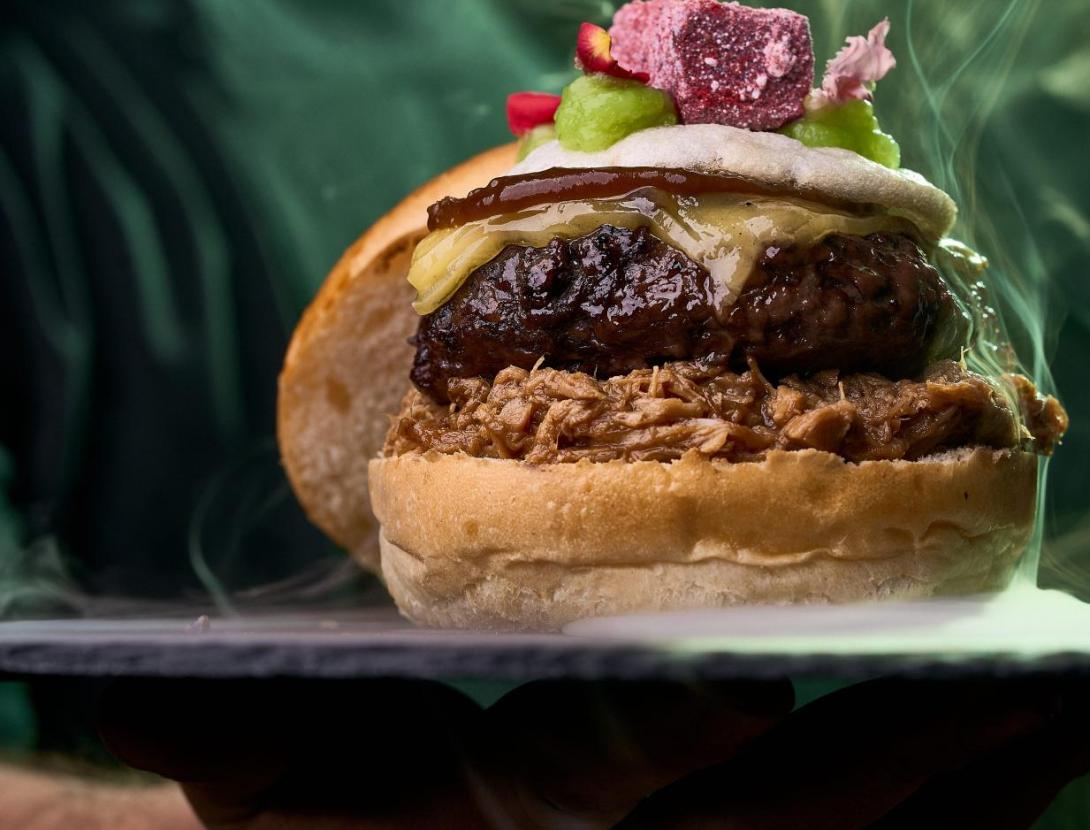 Tasta'mm Gourmet Burger&amp;Gin