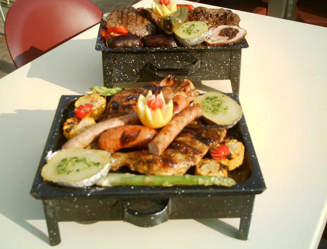 Carne en brasero.JPG